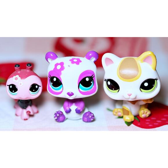 Authentic LPS Blythe Loves Littlest Pet Shop #1859 #2108 #2459 Tokyo Cat Ladybug - Picture 3 of 10